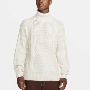 Nike Life Cable Knit Turtleneck Sweater / Light Bone
QQ15